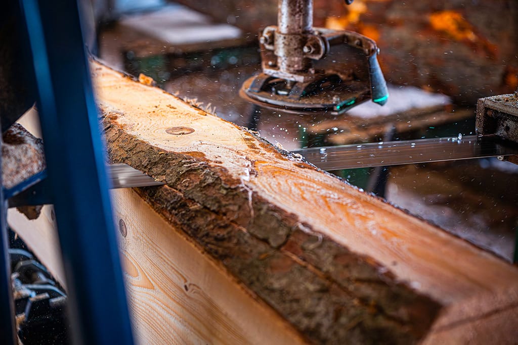 Stavební řezivo: PILA HORIZONT P1015834 F