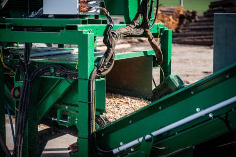 Jarní sezóna je tady: Prvotřídní okrasná štěpka pro vaši zahradu skladem: STEPKA P1082780 M